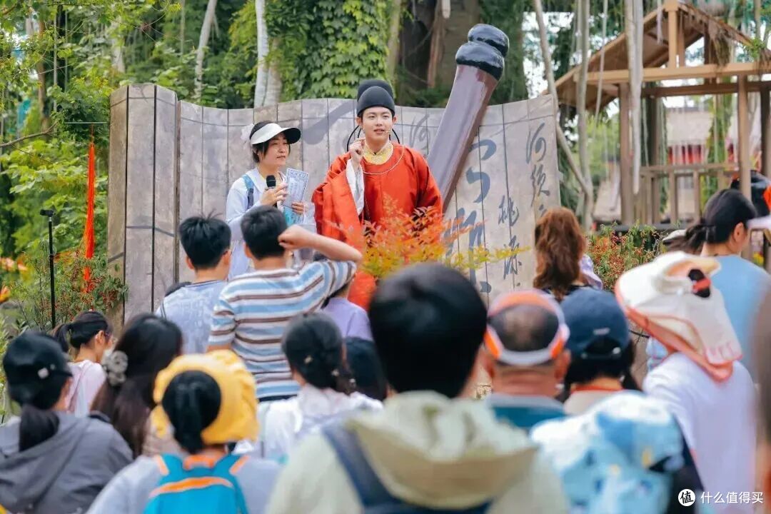 我“穿越了”！一不小心结了个婚，真被这个沉浸式古城“演”服了