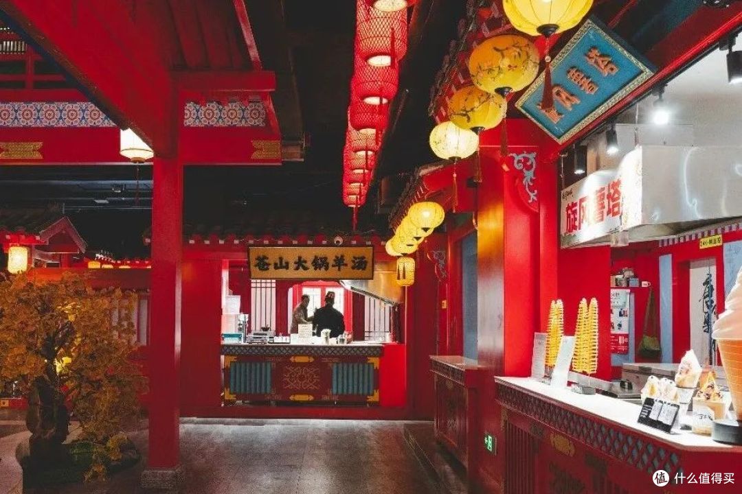 我“穿越了”！一不小心结了个婚，真被这个沉浸式古城“演”服了