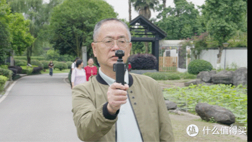 万字长文带你榨干大疆 Pocket 4:新手也能拍出专业感的设置攻略