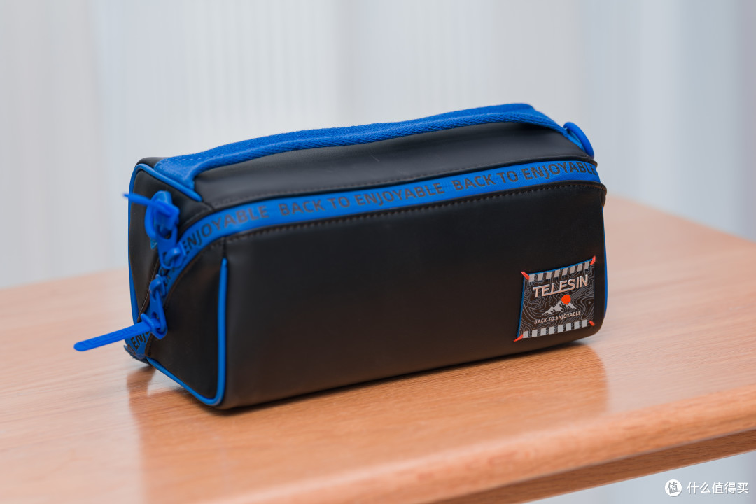 万字长文带你榨干大疆 Pocket 4:新手也能拍出专业感的设置攻略