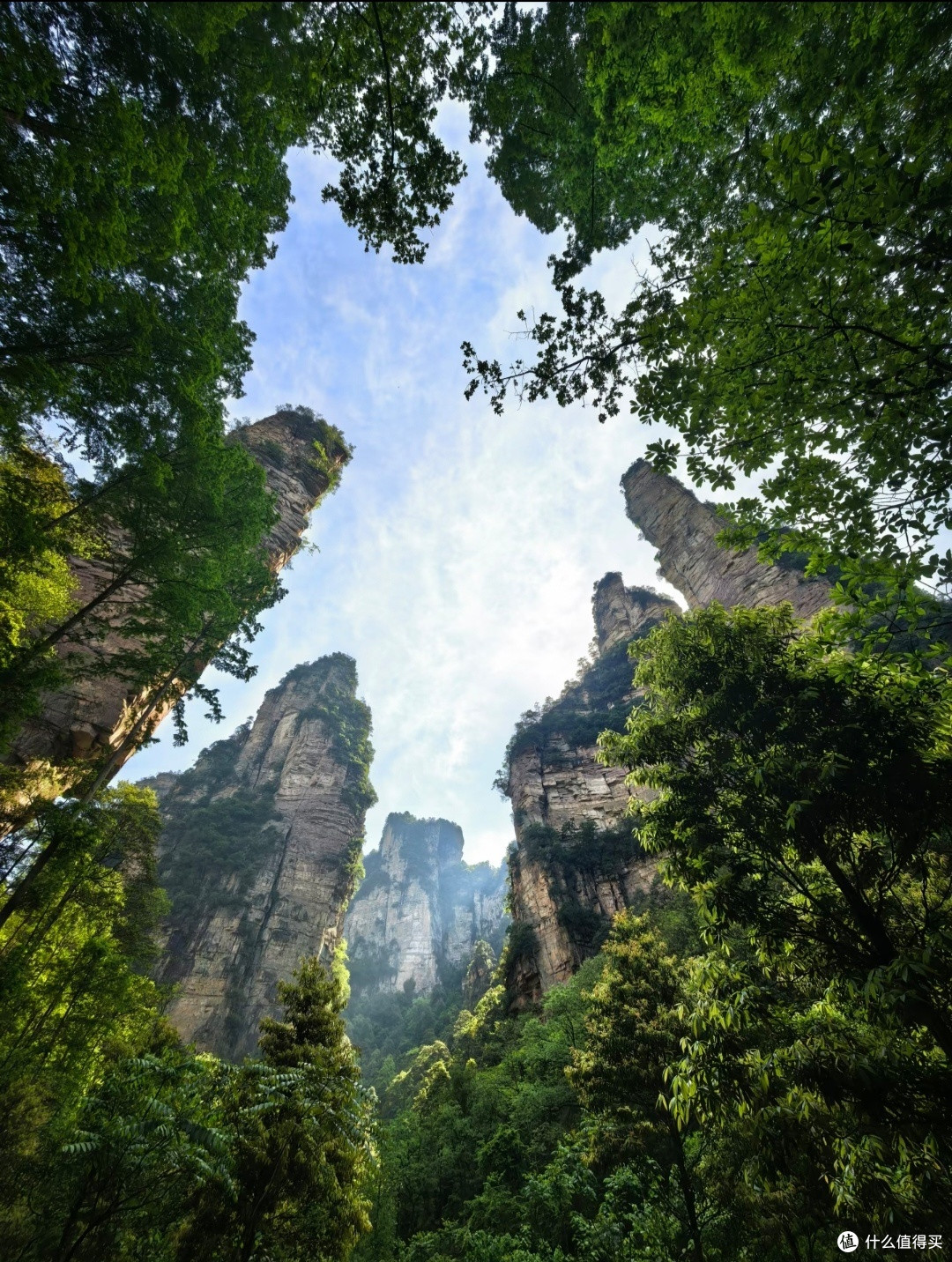 张家界溪水治愈五一假期