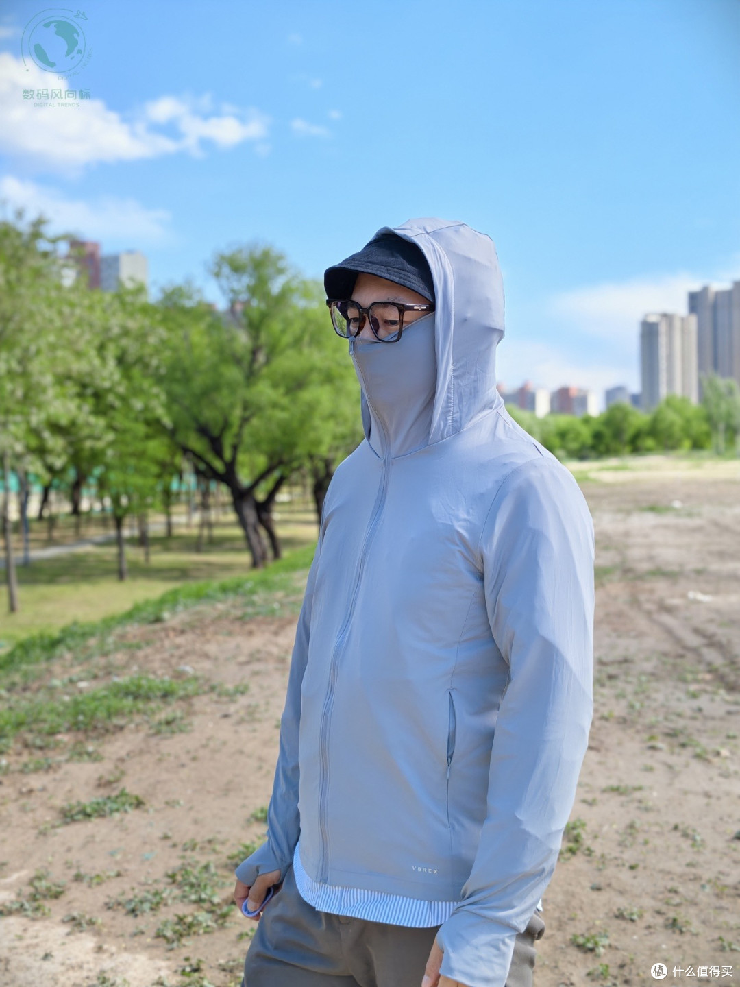 UPF200+竞速防护Vbrex专业防晒衣测评,199元拿下越野暴晒标准