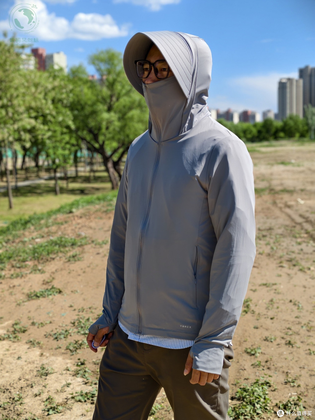 UPF200+竞速防护Vbrex专业防晒衣测评,199元拿下越野暴晒标准