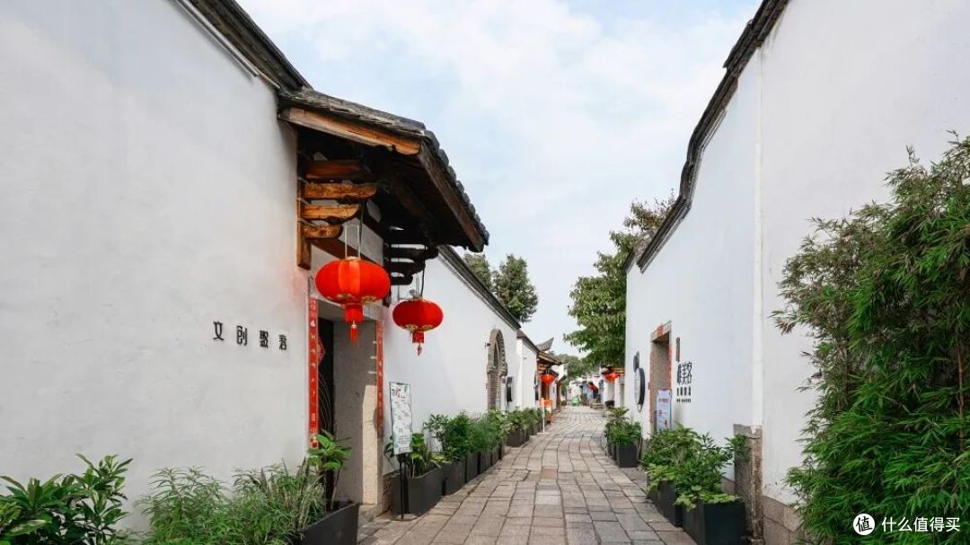 花1亿改造的文物级酒店,还是把自己玩倒闭了