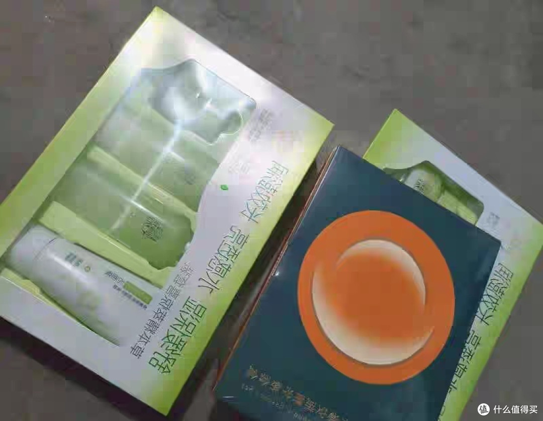 如今国货彩妆早已跳出“廉价平替”的刻板标签