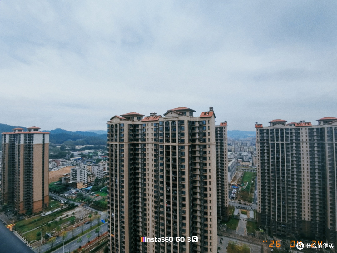影石又整活了！Insta360 GO 3S复古版评测：运动相机也脑洞大开？