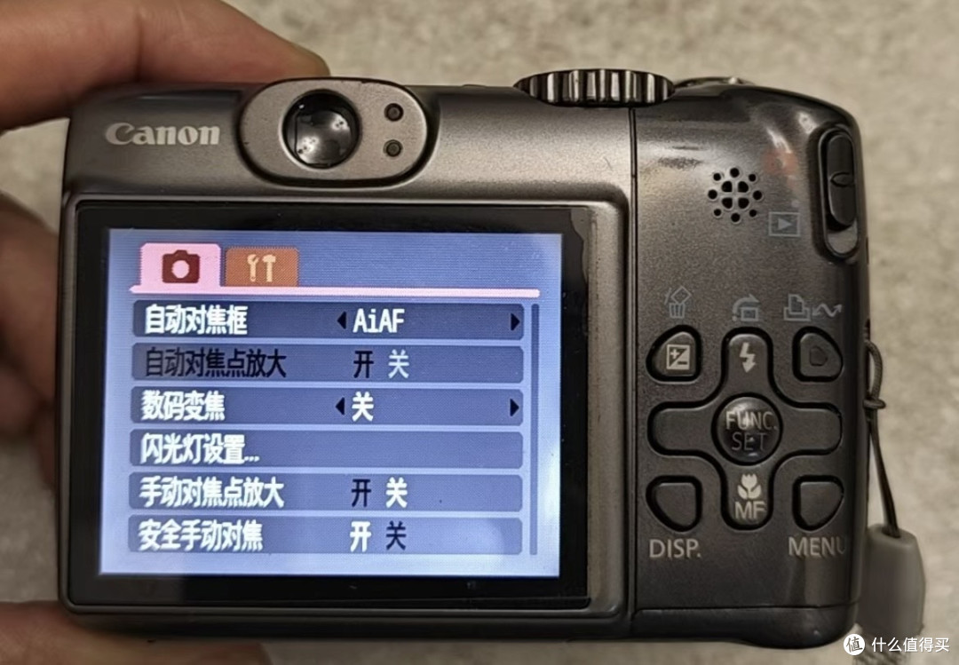 那台总被嘲笑的旧相机,替爸爸说了所有不曾开口的话