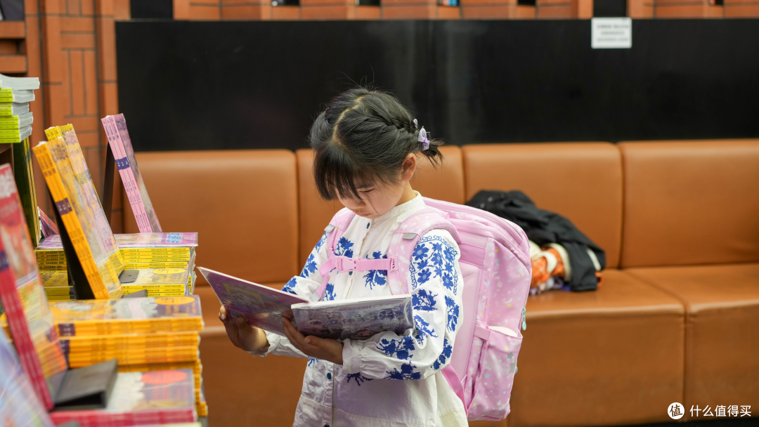 养娃不花冤枉钱❗书包别乱买 认准护脊减负GMT for Kids小方包