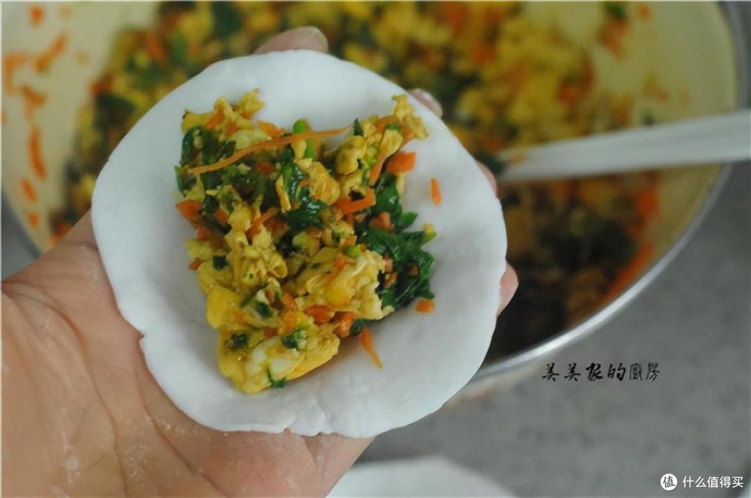 夏天蒸包子我不用面粉，用它做皮晶莹剔透又Q弹，孩子好喜欢！