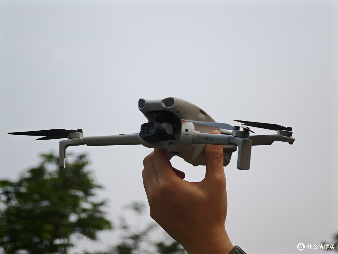 DJI Lito X1 深度体验:彻底掀桌,大疆狠起来连自己都打
