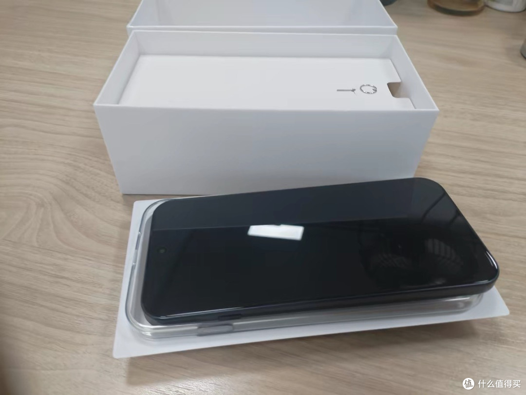 千元机的“越级”挑战:华为畅享 90 Pro Max 性价比深度剖析