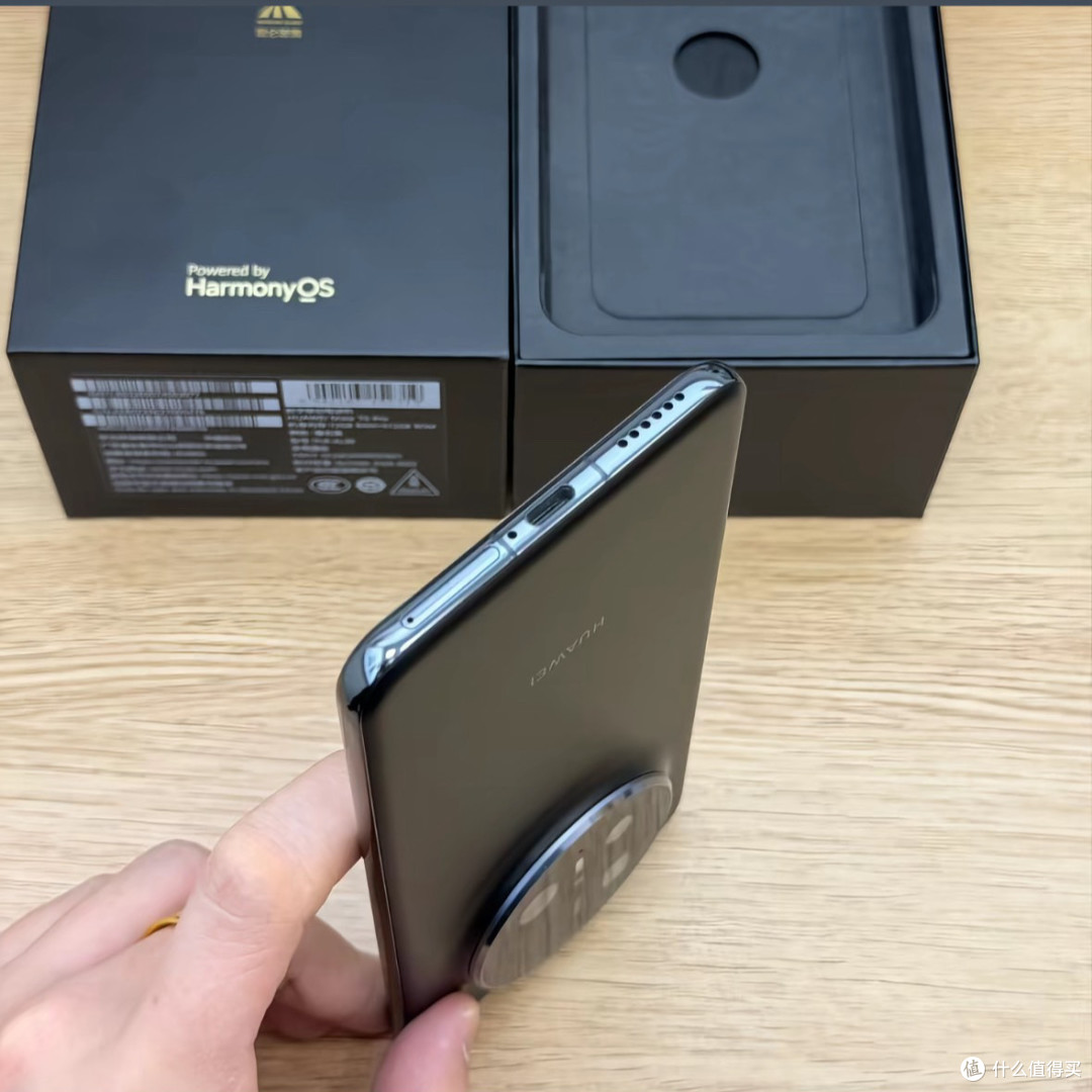 华为Mate 70：影像与性能的真实体验