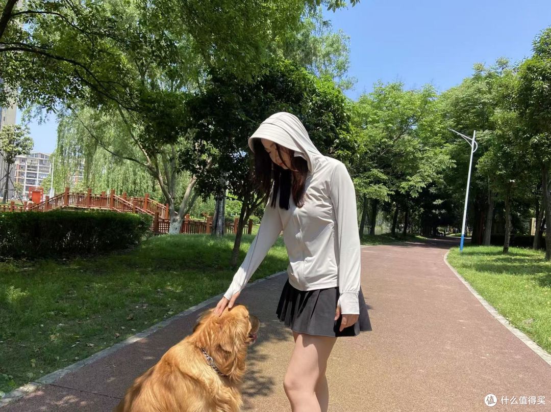 199元Vbrex专业防晒衣测评,专为暴晒设计,UPF200+、2300次耐洗