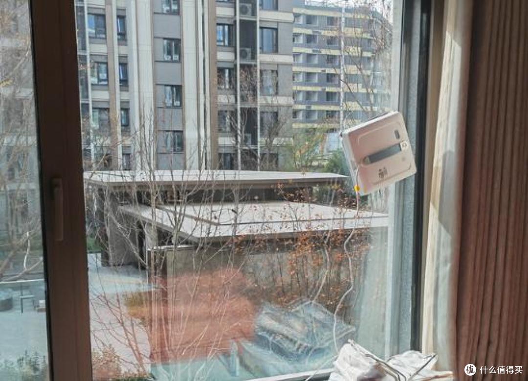 擦窗机器人能擦瓷砖吗?实测多功能擦窗机器人十大排名,解放双手