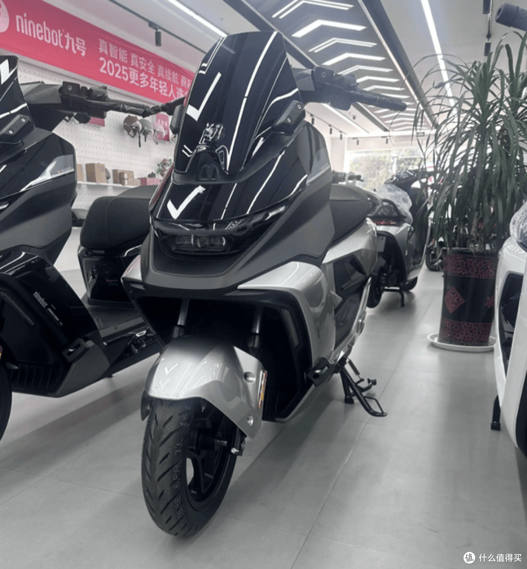 6000-8000元通勤电摩选哪款?九号M3 vs M5全解析!