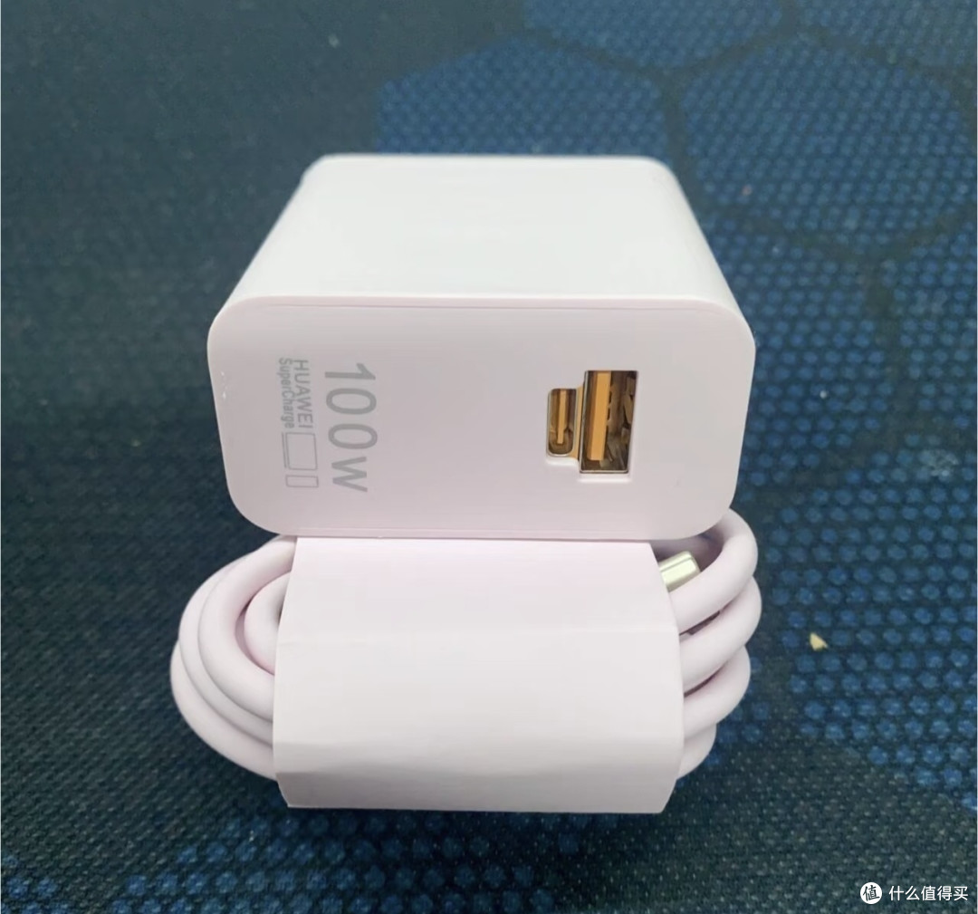 华为100W双C口充电器，差旅必备