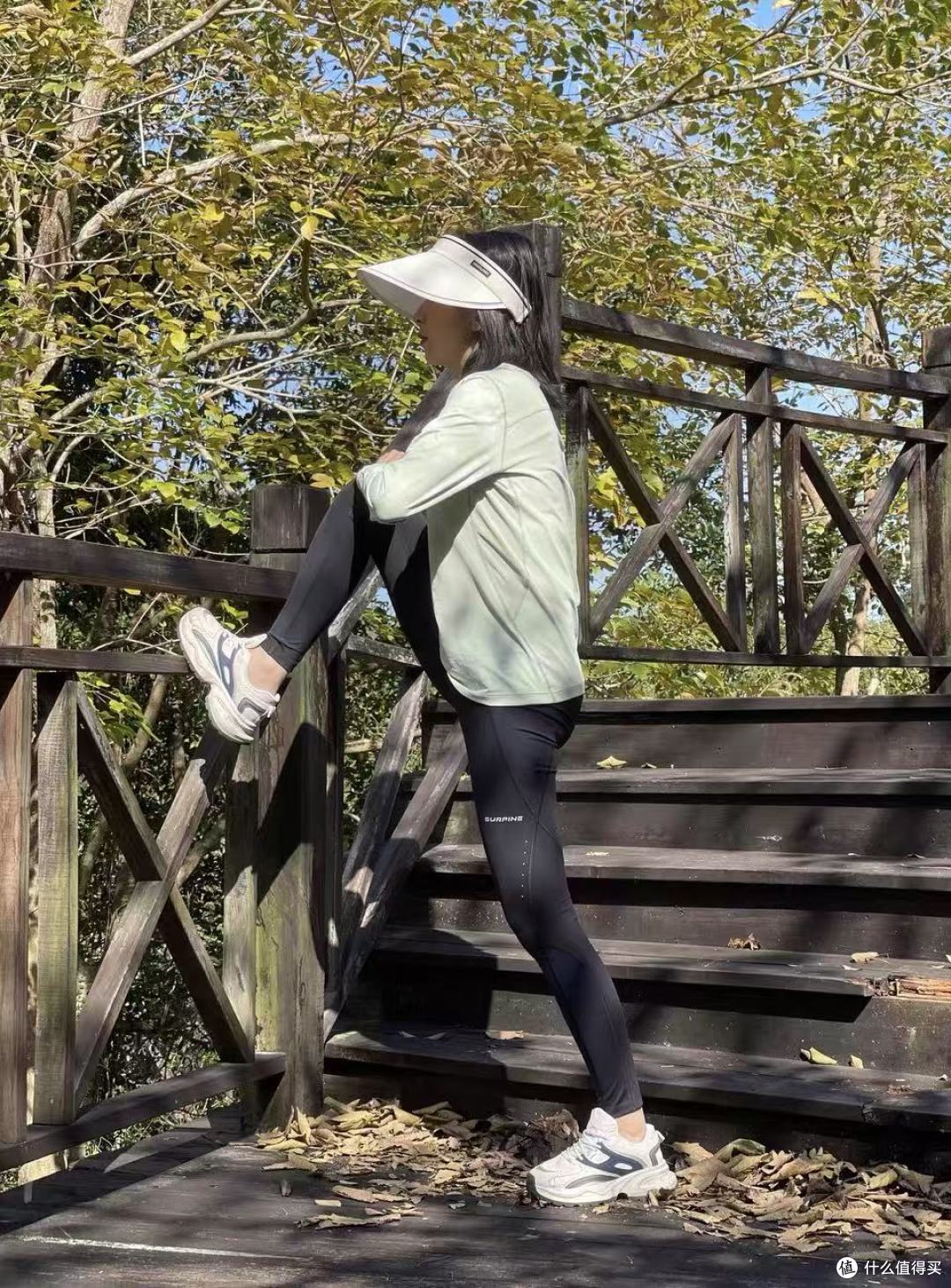户外党封神 leggings!松野湃踏风紧身裤太懂徒步人