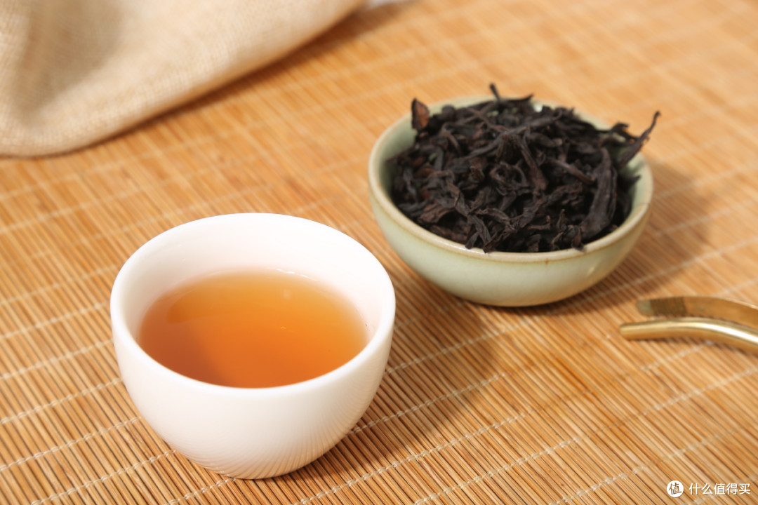 送礼岩茶怎么选不踩坑？从品牌到山场的硬核选购逻辑