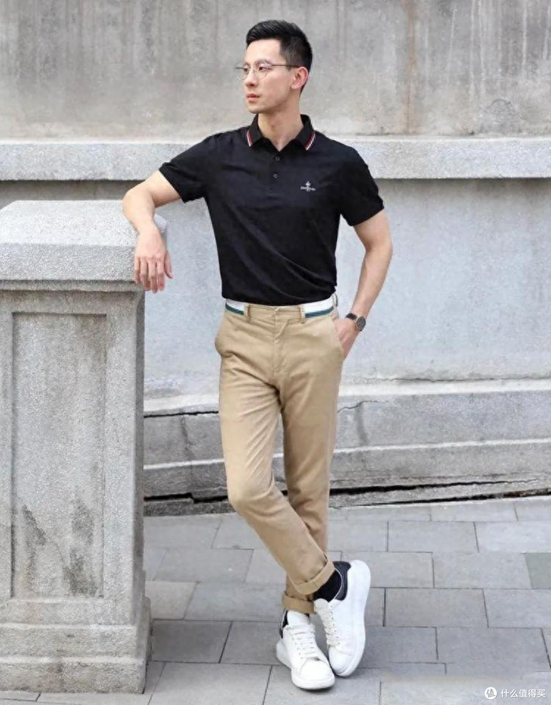 建议上了年纪的男人,衣不花、裤不紧、发不乱,才不油腻更显气质