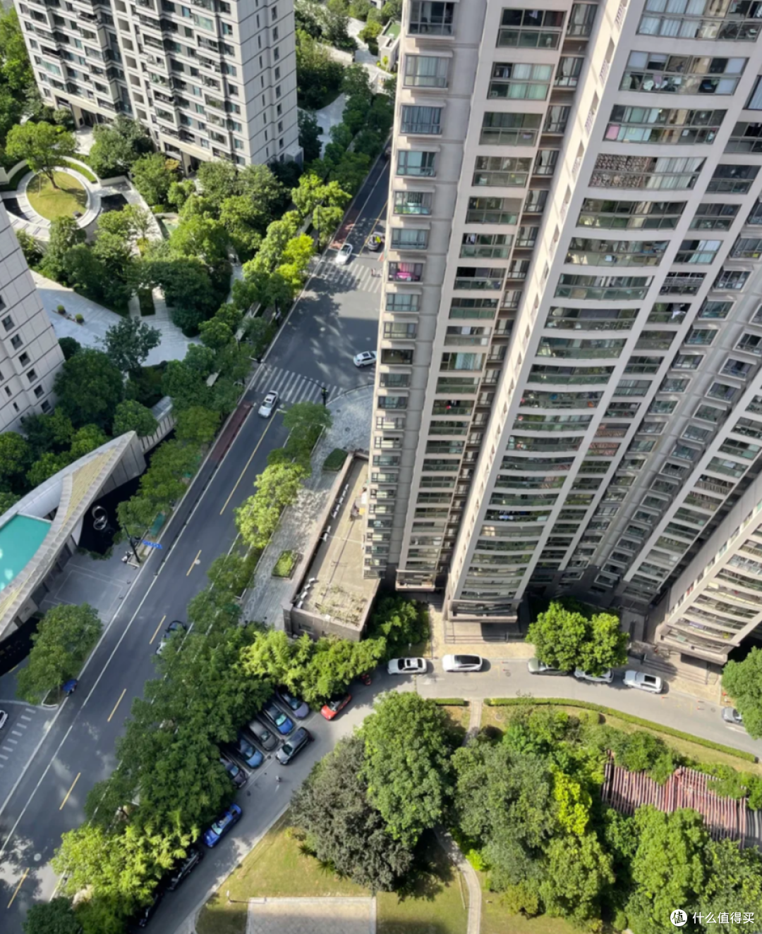 有一种后悔叫买了33楼!不好住更不好卖,彻底成了“不动产”!