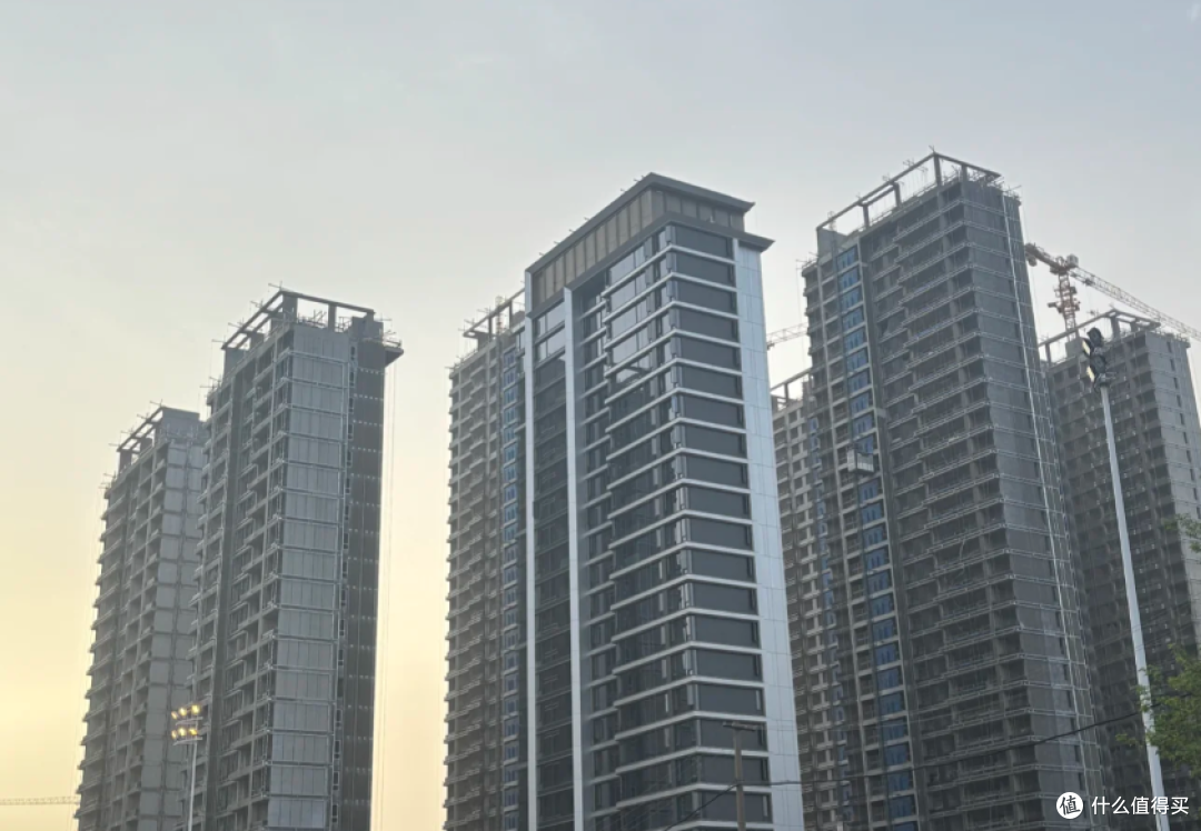 有一种后悔叫买了33楼!不好住更不好卖,彻底成了“不动产”!