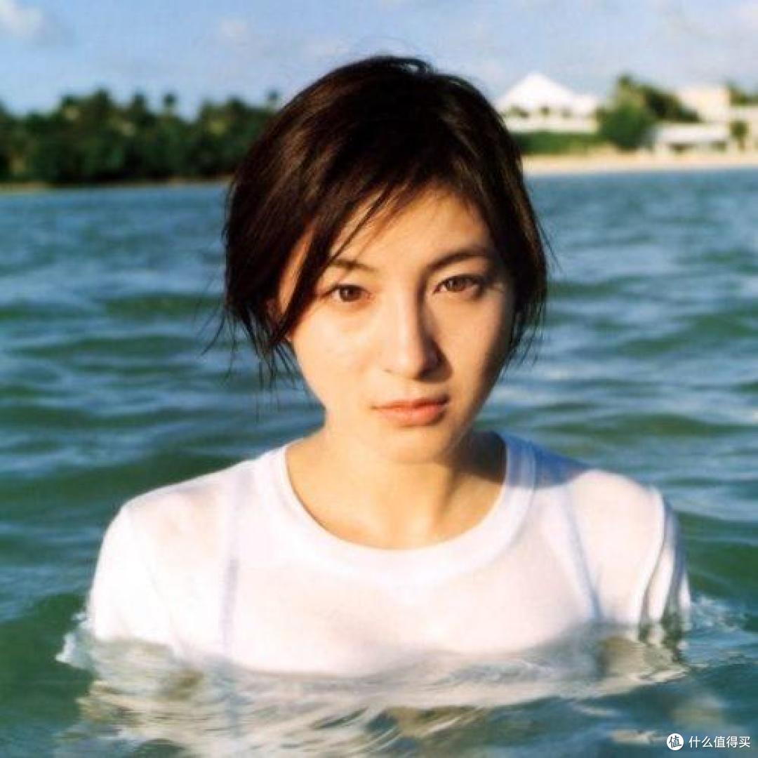 厌倦令人审美疲乏的复制脸美女：重温90 年代日本女星零添加气质