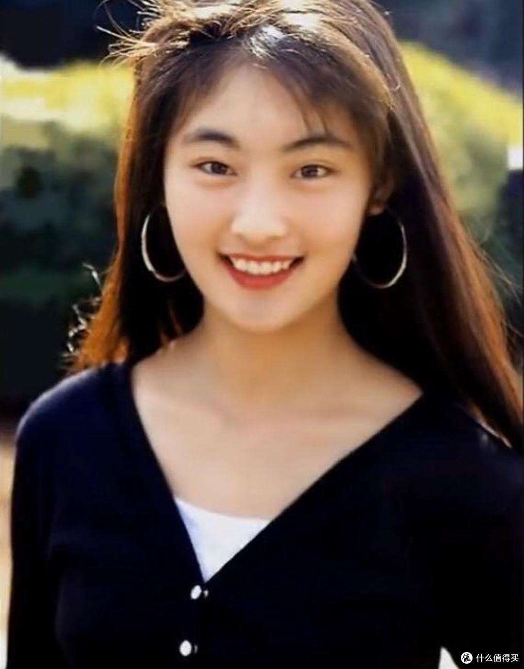 厌倦令人审美疲乏的复制脸美女：重温90 年代日本女星零添加气质