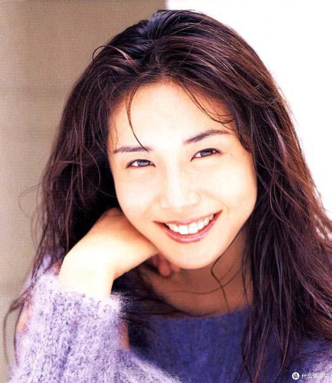 厌倦令人审美疲乏的复制脸美女：重温90 年代日本女星零添加气质