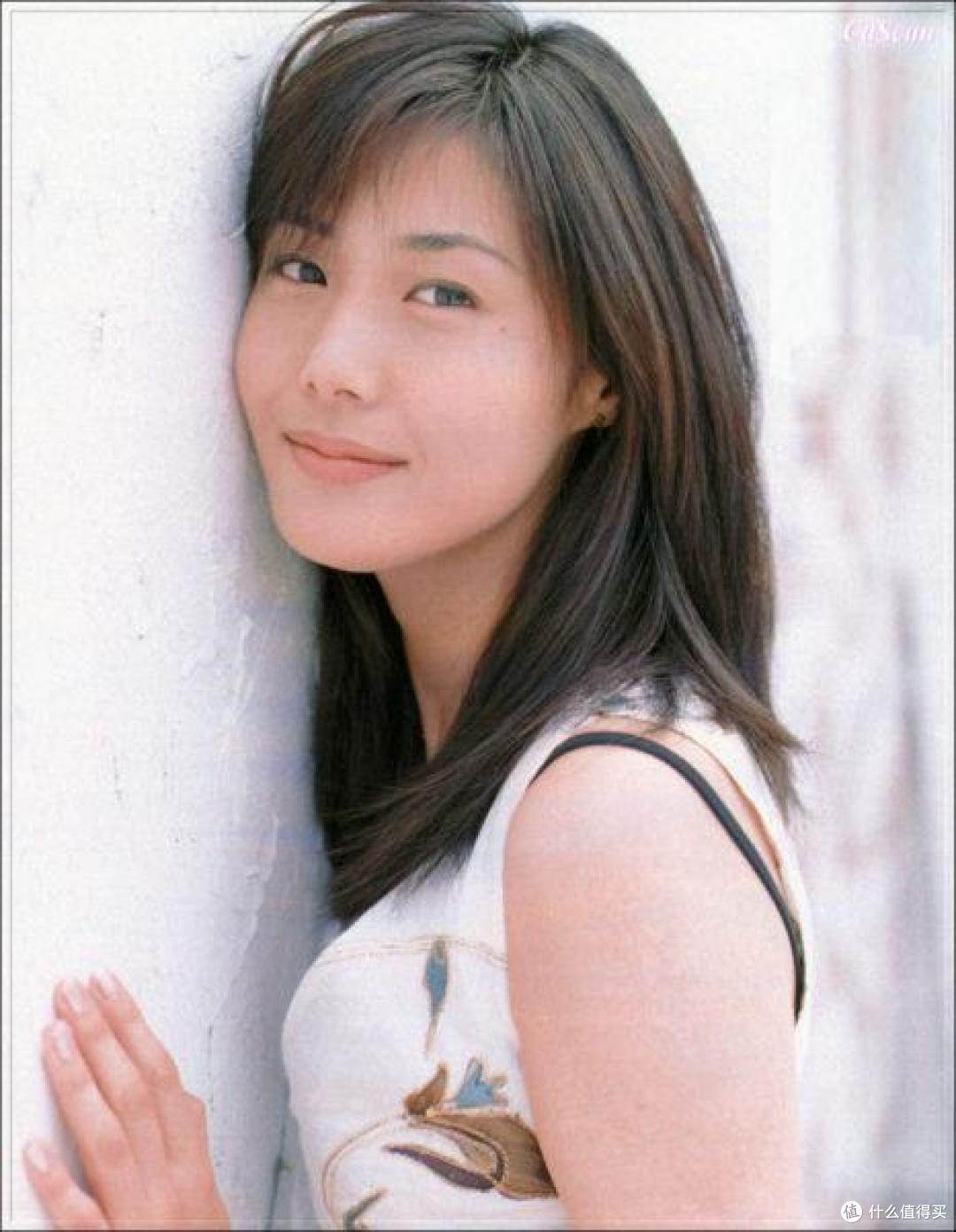 厌倦令人审美疲乏的复制脸美女：重温90 年代日本女星零添加气质