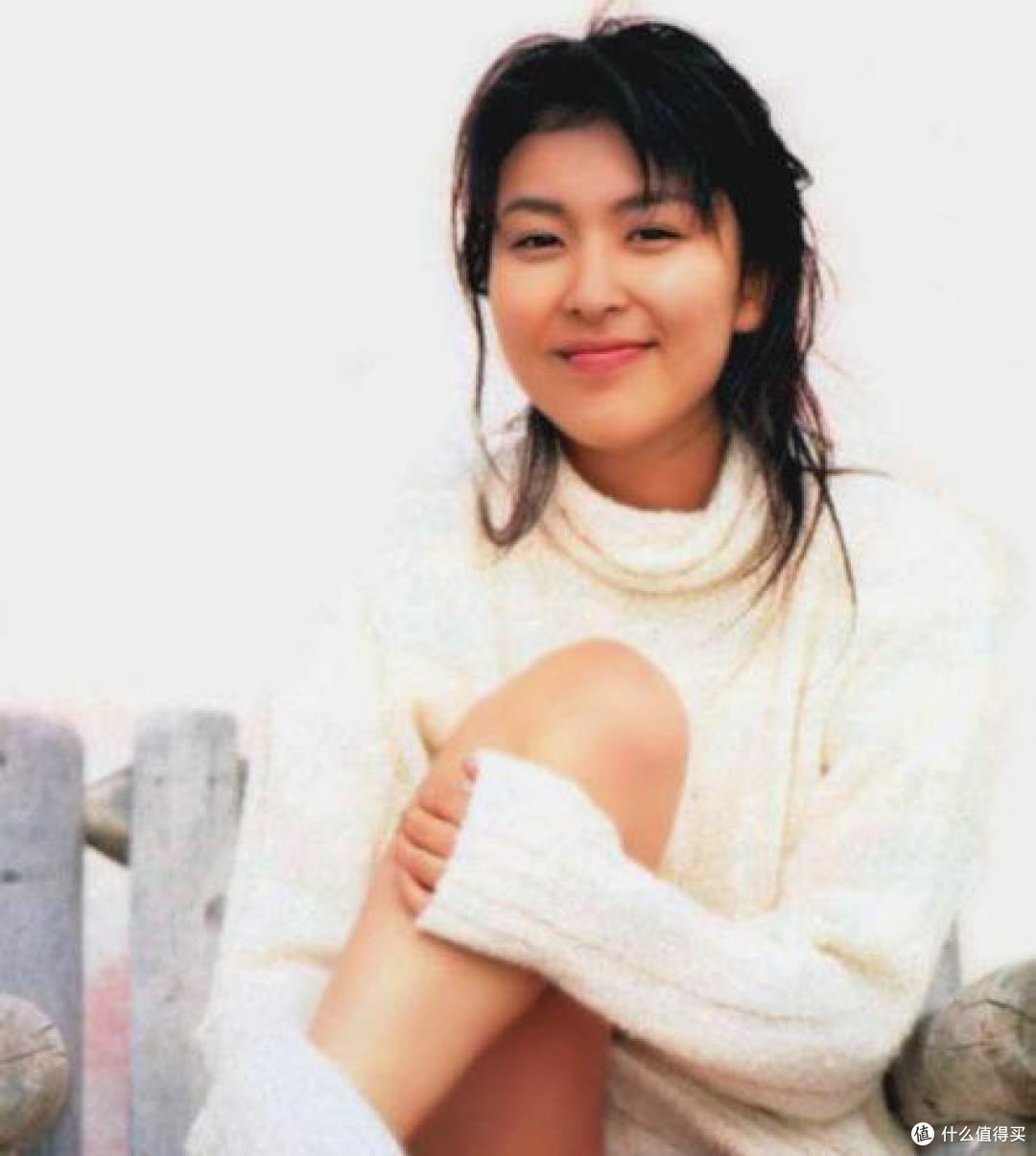 厌倦令人审美疲乏的复制脸美女：重温90 年代日本女星零添加气质