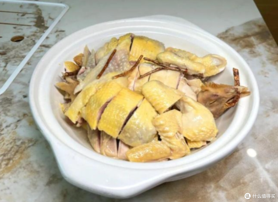 老莫的“去中心化”生意:当鸡煲变成流量收割机