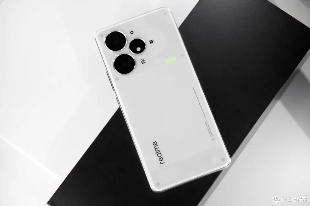 16GB+512GB,可以“闭眼入”的3款大内存手机,高配版热销卖断货
