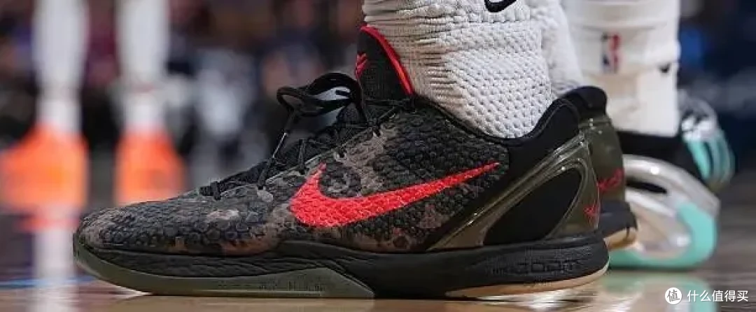 【NBA每日上脚】即将市售的Kobe 4,能超越老版选秀日吗?