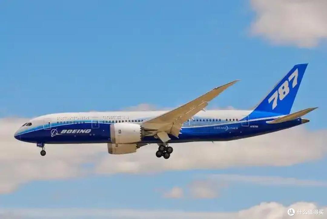 空客A320NEO客机在我国卖疯了！三大航齐购近300架！为何都选它？