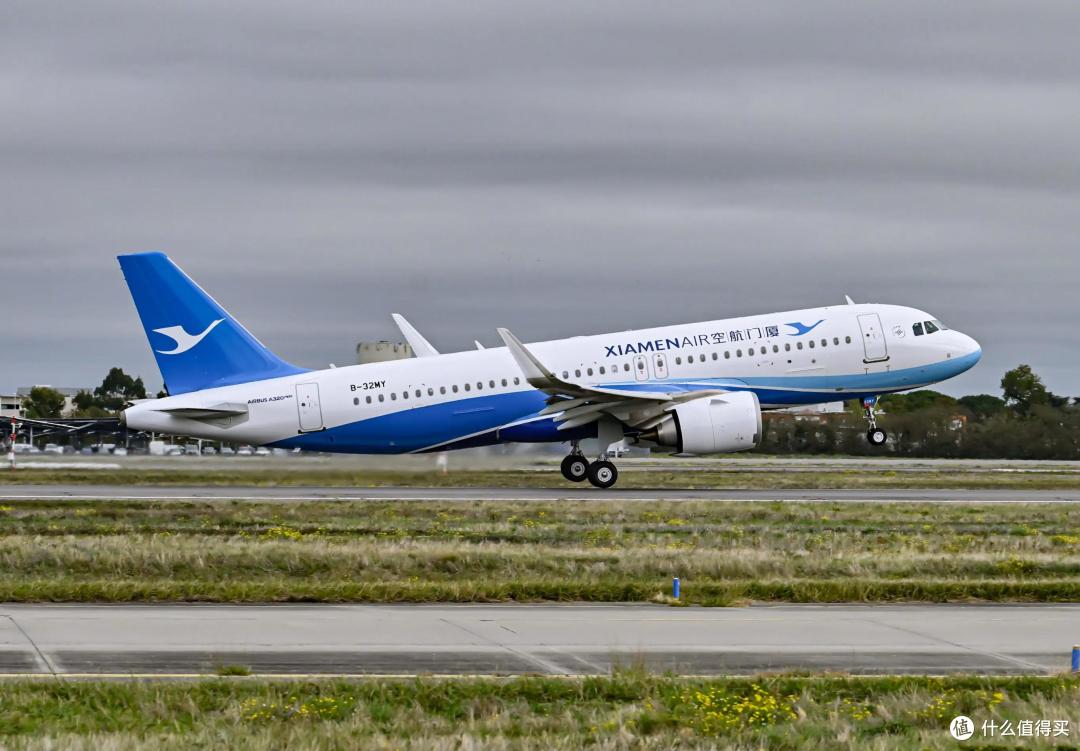 空客A320NEO客机在我国卖疯了！三大航齐购近300架！为何都选它？