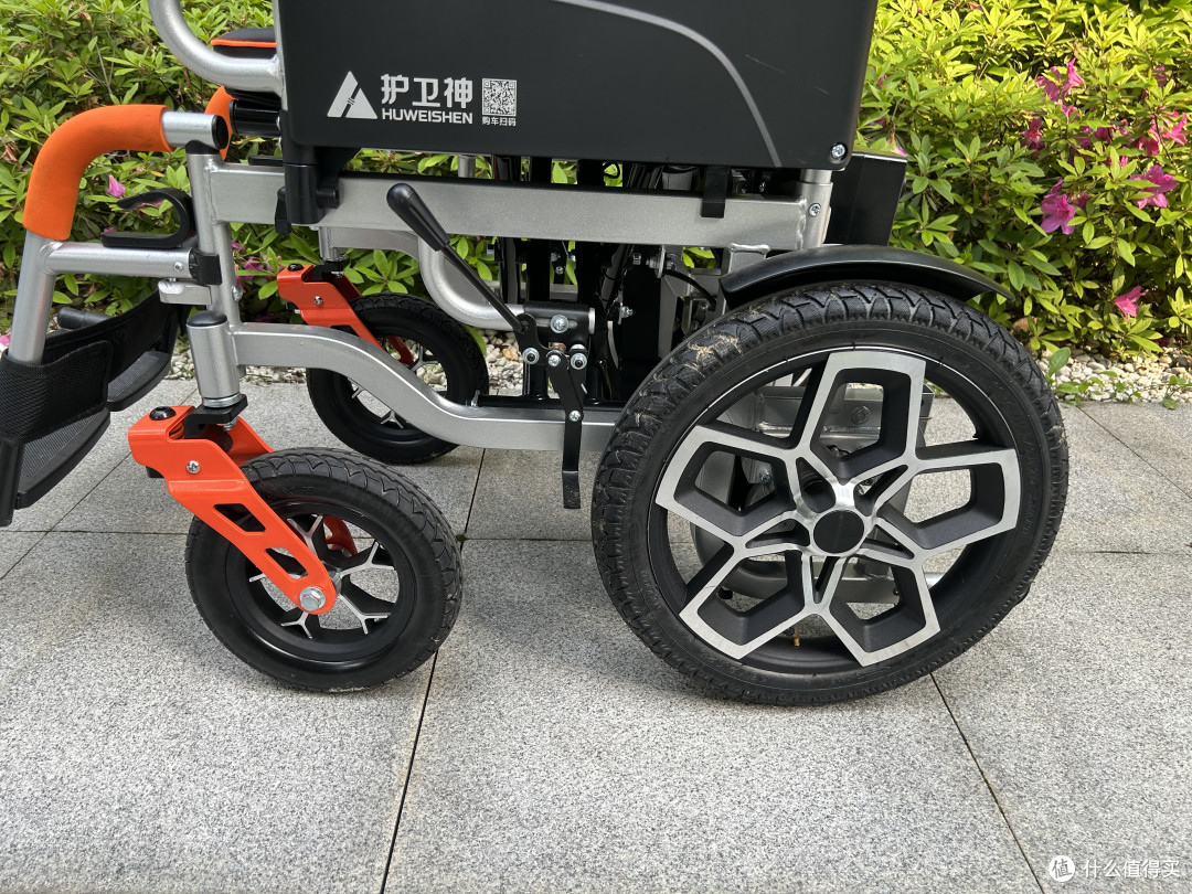 今天才知道!选老人电动轮椅,这3款车型,实用性高,性价比更高