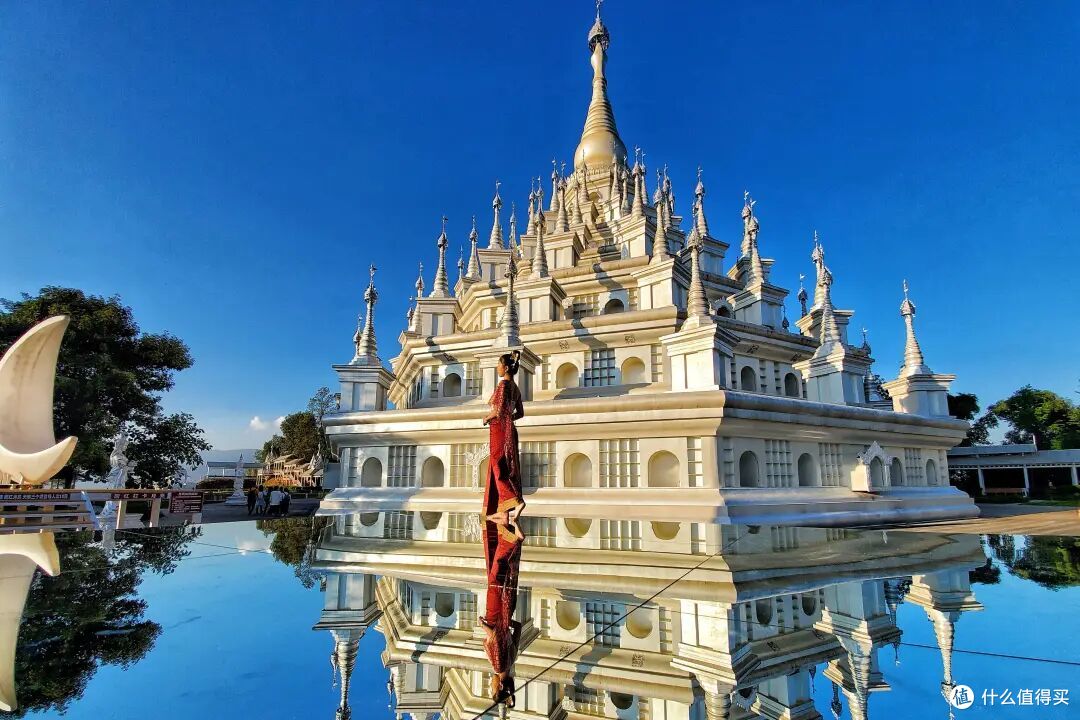 比版纳人少,比东南亚便宜,这座冷门边境小城是今年最棒旅行体验