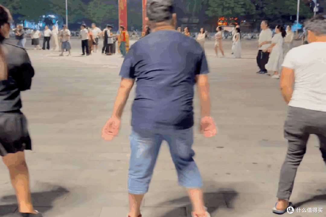 比版纳人少,比东南亚便宜,这座冷门边境小城是今年最棒旅行体验