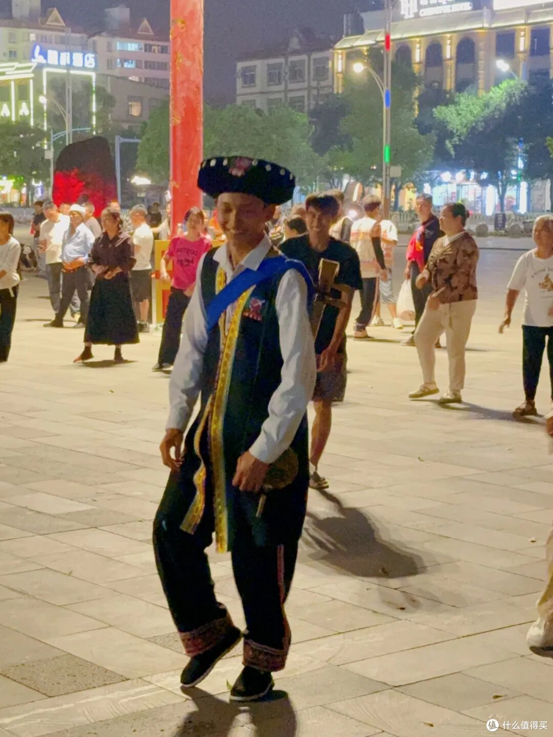 比版纳人少,比东南亚便宜,这座冷门边境小城是今年最棒旅行体验