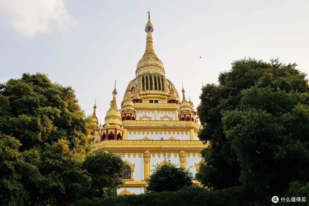 比版纳人少,比东南亚便宜,这座冷门边境小城是今年最棒旅行体验