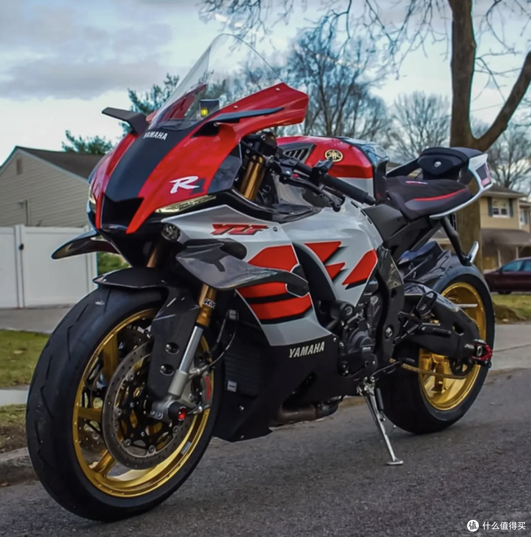 硬核赛道DNA!雅马哈YZF-R1 70周年纪念版正式上市:卖23万多?
