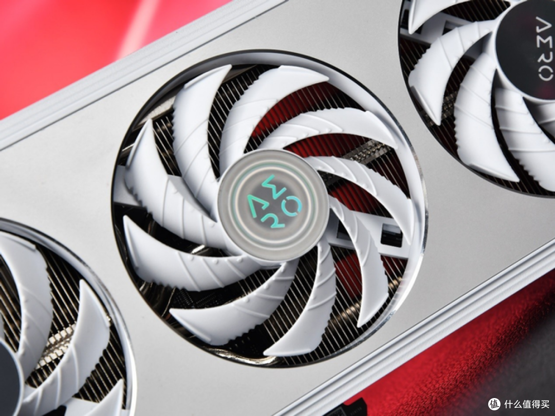 技嘉RTX 5060 Ti AERO OC 8G显卡：2K战场不偏科