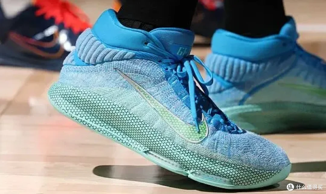 【NBA每日上脚】Hustle3外星人专属,文班亚昕啥时候上脚?