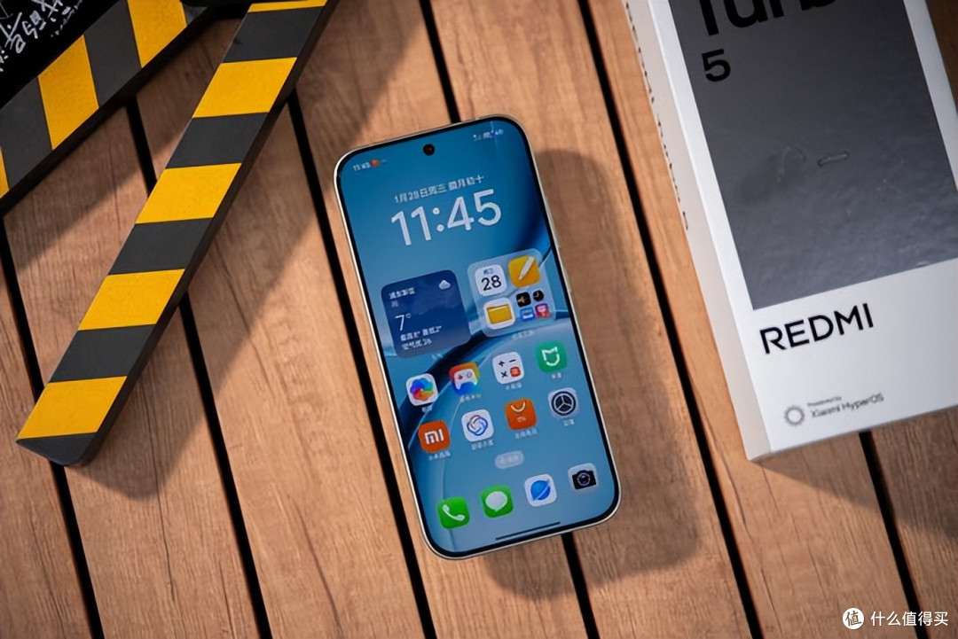 如果2026年只推荐一台两千元手机,我闭眼选REDMI Turbo 5