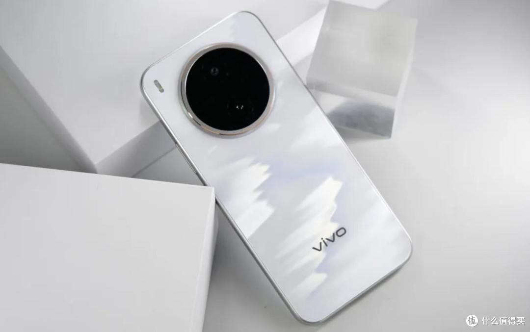 不是苹果买不起!vivo这4款旗舰真的太狠了:vivo这次真的杀疯了