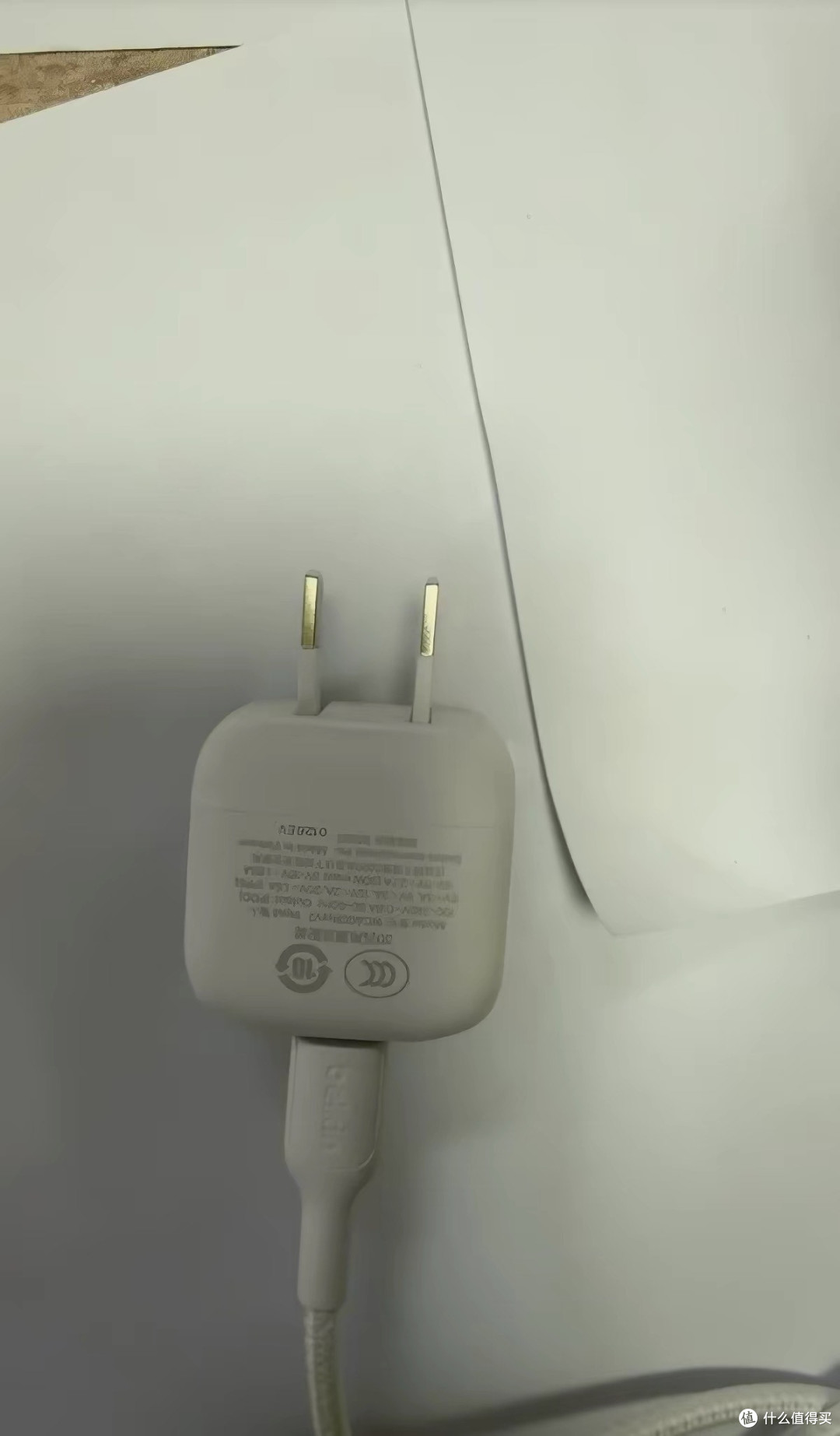 出差充电新选择:Belkin 40W冰快充