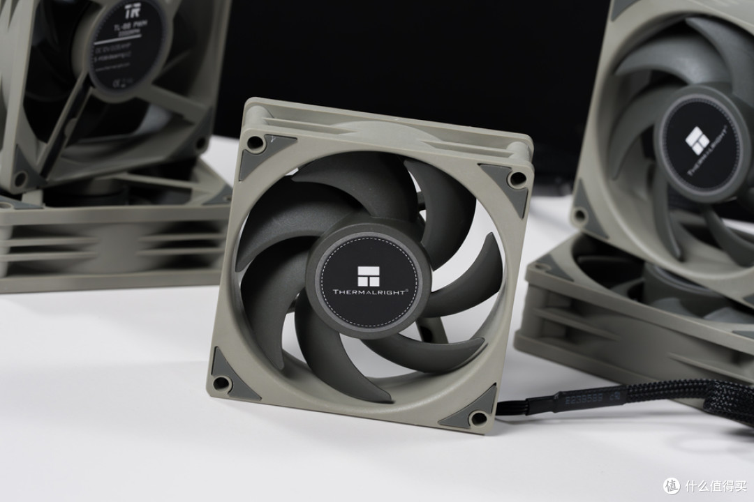 Abee M19 Plus_ROG Strix B850G_索泰 RTX 5070Ti Solid