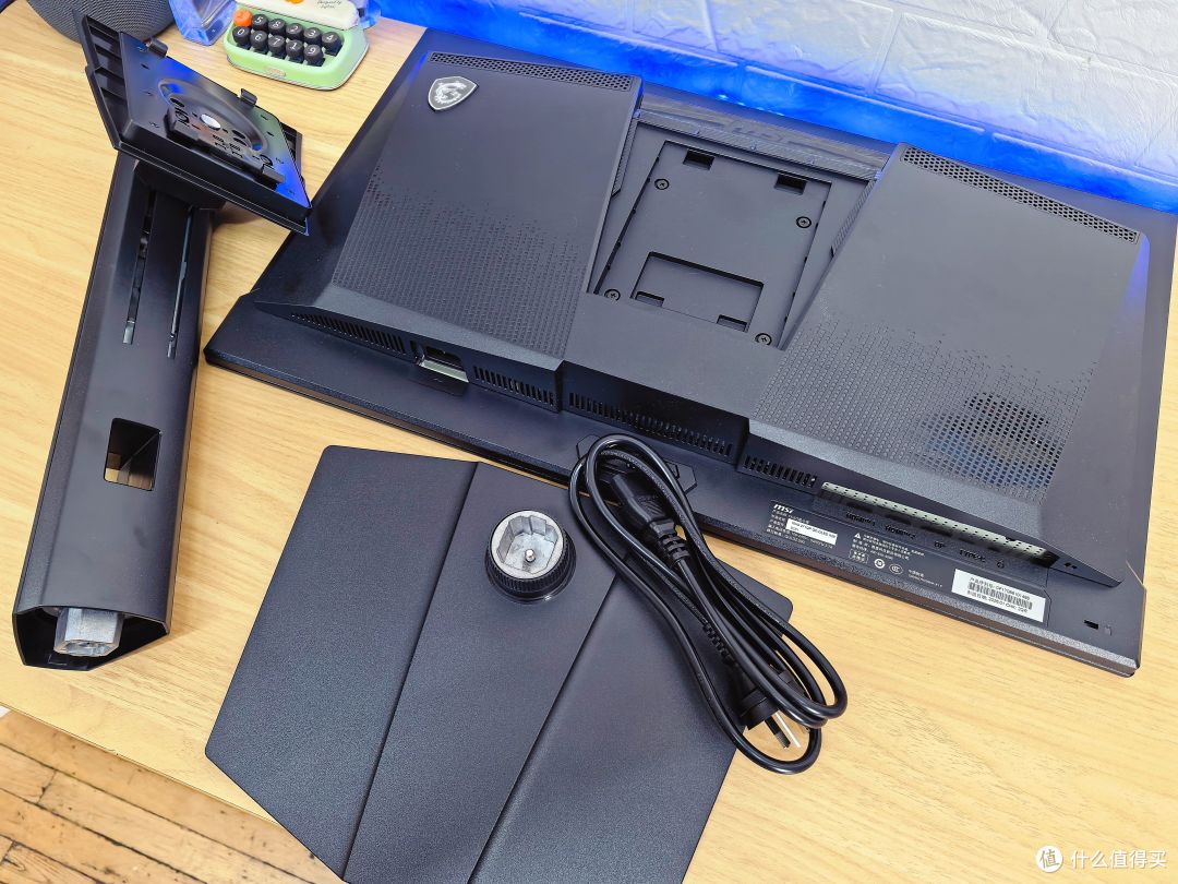 微星MAG 271QP QD-OLED X28流光显示器,用过说点大实话,值不值