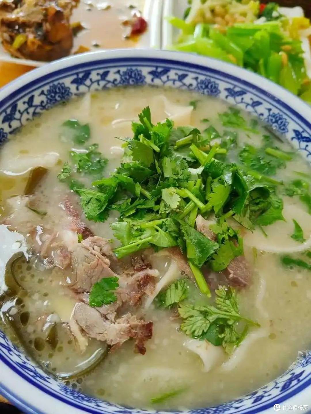 藏不住了！郑州 7 碗出名好吃的面，本地人连吃一周不重样