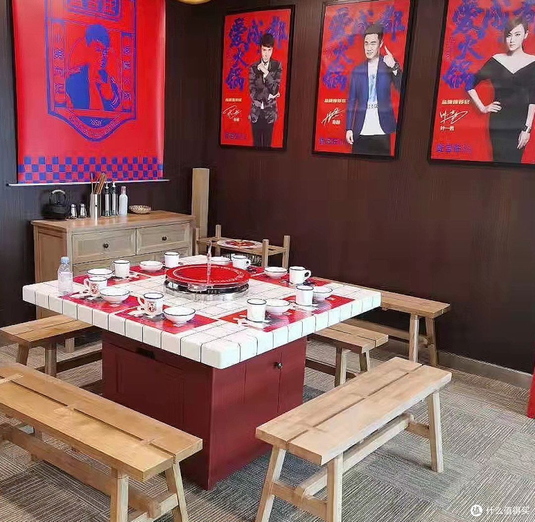 重庆餐饮家具工厂怎么挑选?火锅店与酒店家具定制参考指南